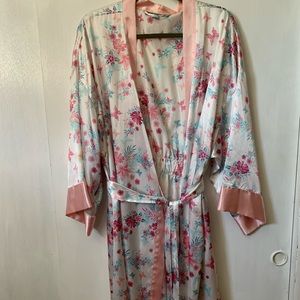 Floral robe